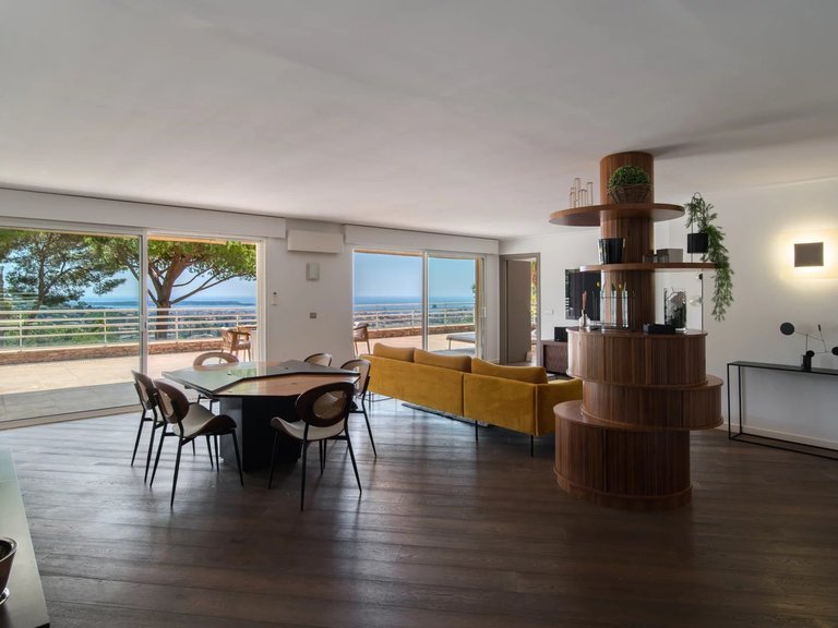 Apartment for Sale in Cannes, Cannes Area 1