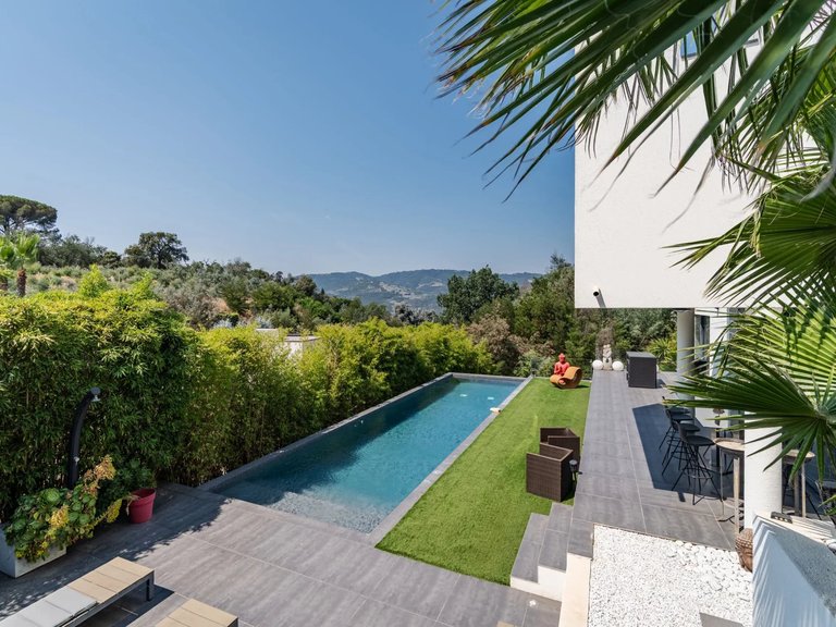 Villa for Sale in La Roquette Sur Siagne, Mougins, Valbonne, Grasse Area 2