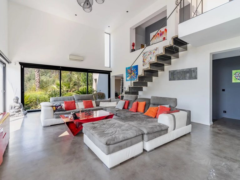Villa for Sale in La Roquette Sur Siagne, Mougins, Valbonne, Grasse Area 5