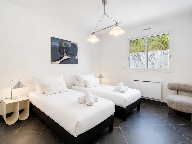 Villa for Sale in Biot, Mougins, Valbonne, Grasse Area 18