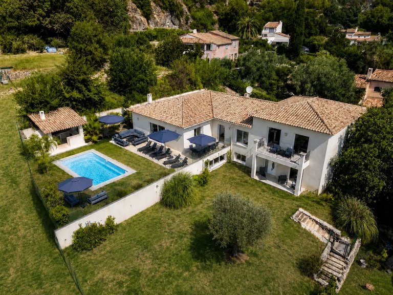 Villa for Sale in Biot, Mougins, Valbonne, Grasse Area 20