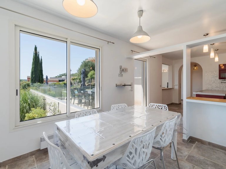 Villa for Sale in Biot, Mougins, Valbonne, Grasse Area 8