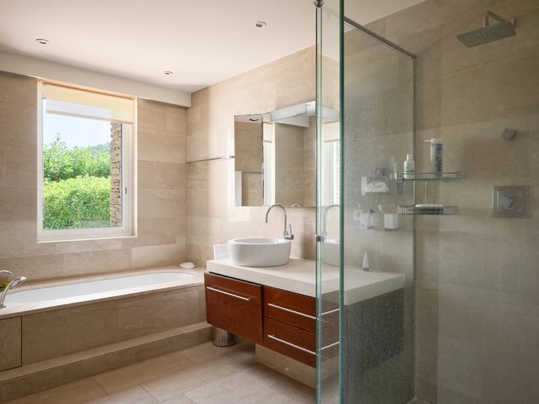 Villa for Sale in Gassin, St. Tropez, Grimaud Area 12