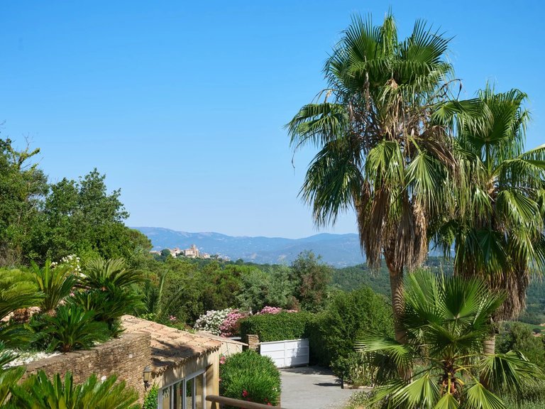 Villa for Sale in Gassin, St. Tropez, Grimaud Area 15