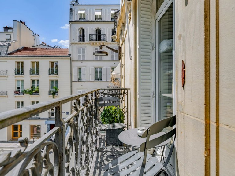 Apartment for Sale in 7th (invalides, Eiffel Tower, Orsay), Paris Left Bank (5th,6th & 7th ) 9