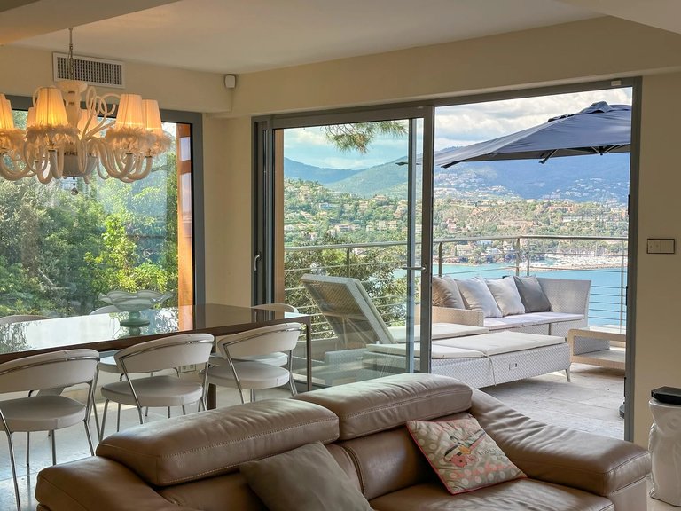 Villa for Sale in Theoule Sur Mer, Cannes Area 6
