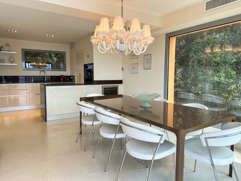 Villa for Sale in Theoule Sur Mer, Cannes Area 8