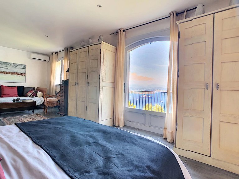 Villa for Sale in Theoule Sur Mer, Cannes Area 13