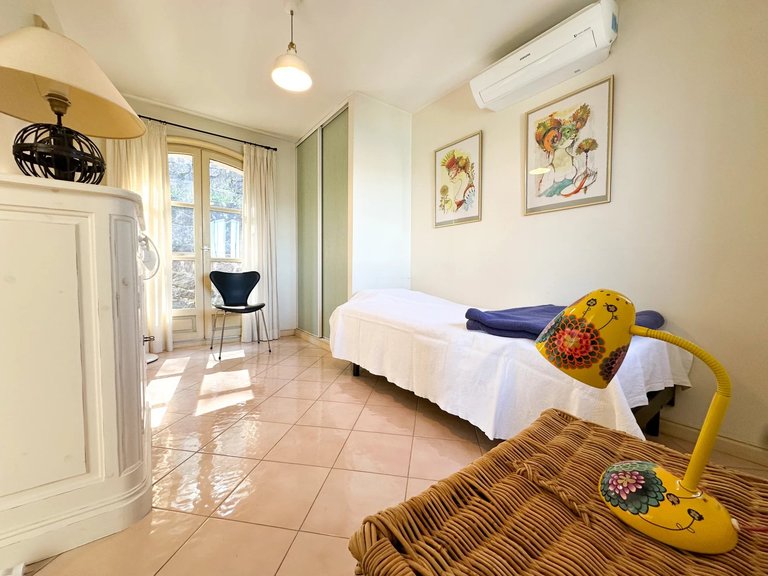 Villa for Sale in Theoule Sur Mer, Cannes Area 15