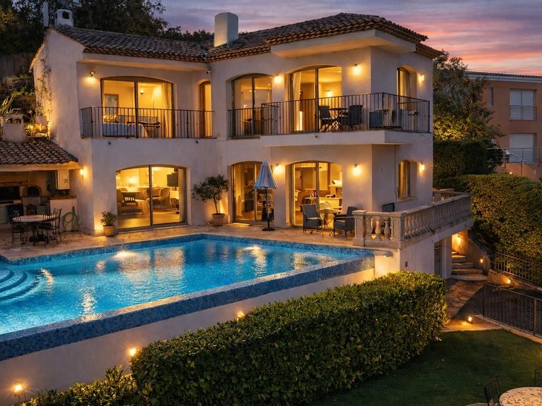 Villa for Sale in Theoule Sur Mer, Cannes Area 6
