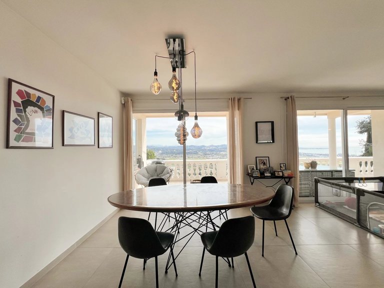 Villa for Sale in Mandelieu La Napoule, Cannes Area 11