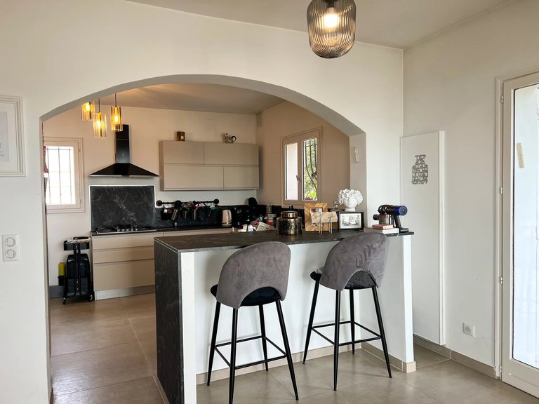 Villa for Sale in Mandelieu La Napoule, Cannes Area 12
