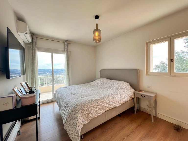 Villa for Sale in Mandelieu La Napoule, Cannes Area 15
