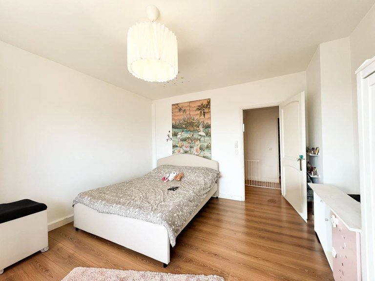 Villa for Sale in Mandelieu La Napoule, Cannes Area 18
