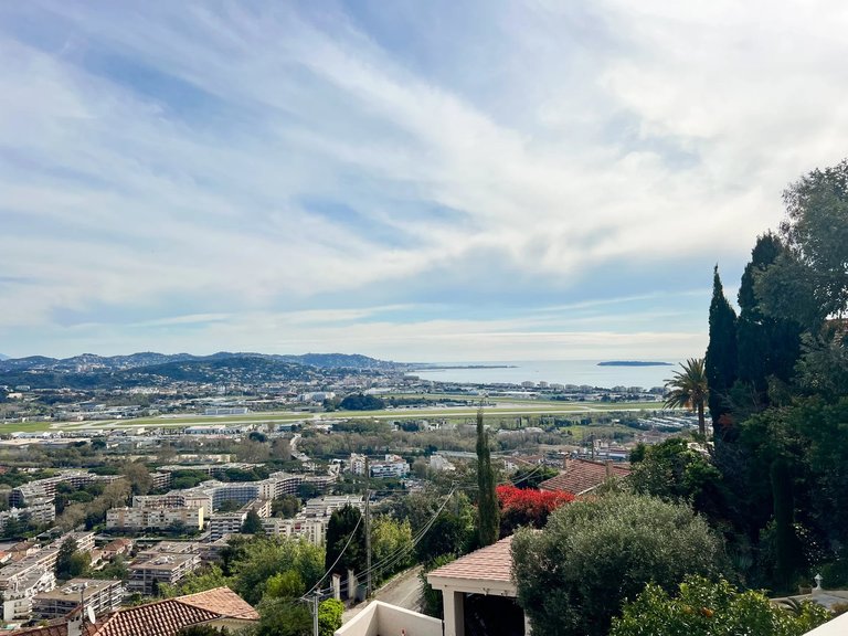 Villa for Sale in Mandelieu La Napoule, Cannes Area 4