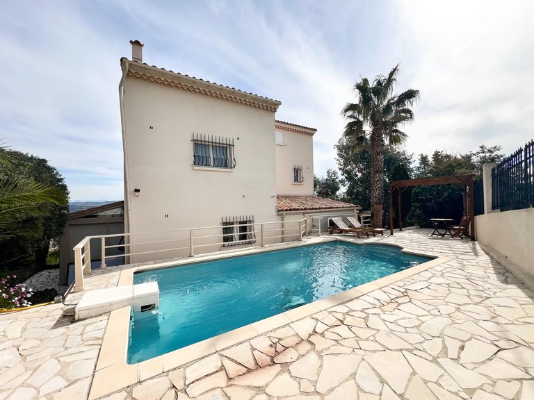 Villa for Sale in Mandelieu La Napoule, Cannes Area 6