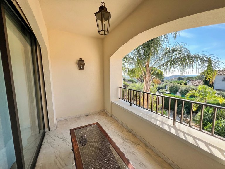 Villa for Sale in Mandelieu La Napoule, Cannes Area 12