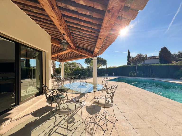 Villa for Sale in Mandelieu La Napoule, Cannes Area 4