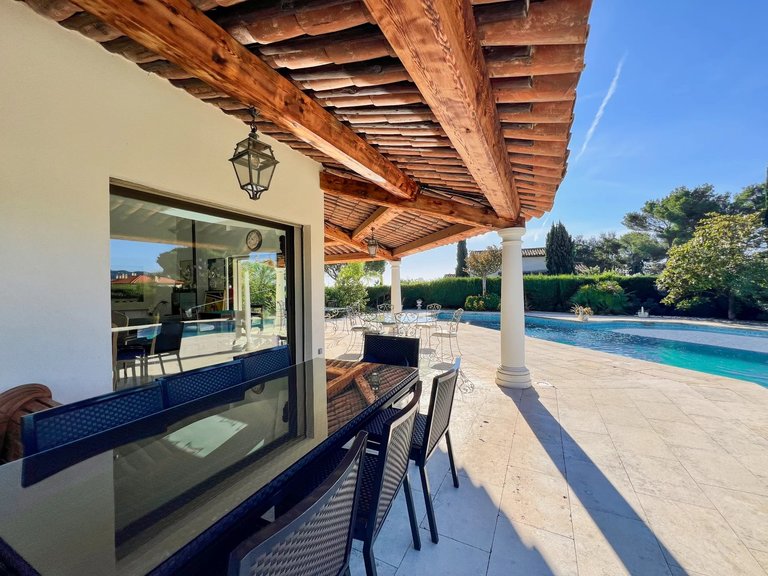 Villa for Sale in Mandelieu La Napoule, Cannes Area 5