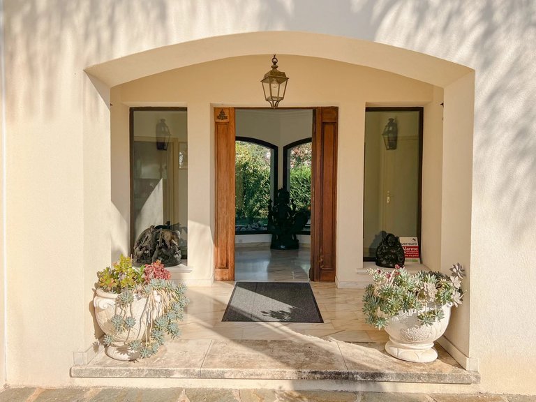 Villa for Sale in Mandelieu La Napoule, Cannes Area 6