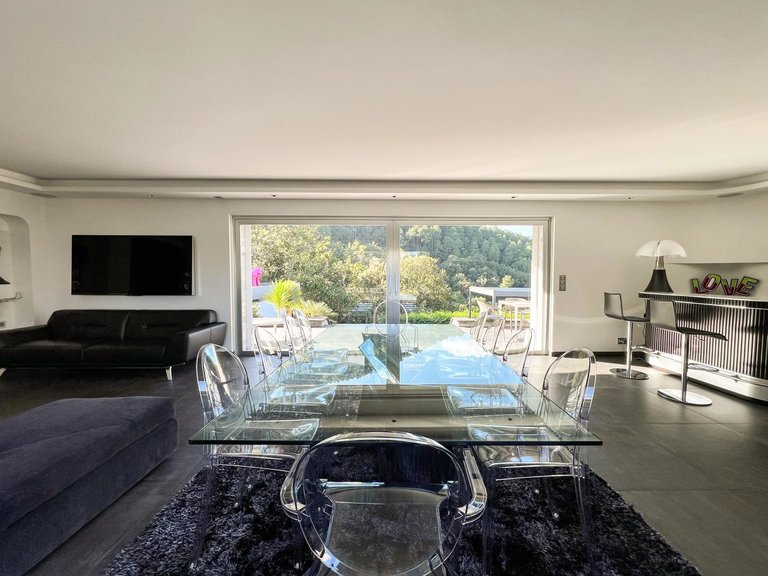 Villa for Sale in Mandelieu La Napoule, Cannes Area 7