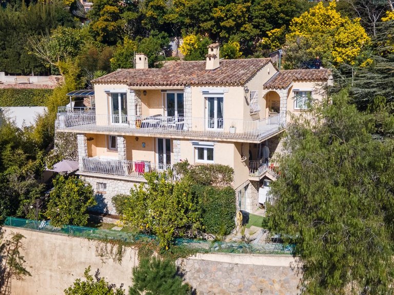 Villa for Sale in Mandelieu La Napoule, Cannes Area 18