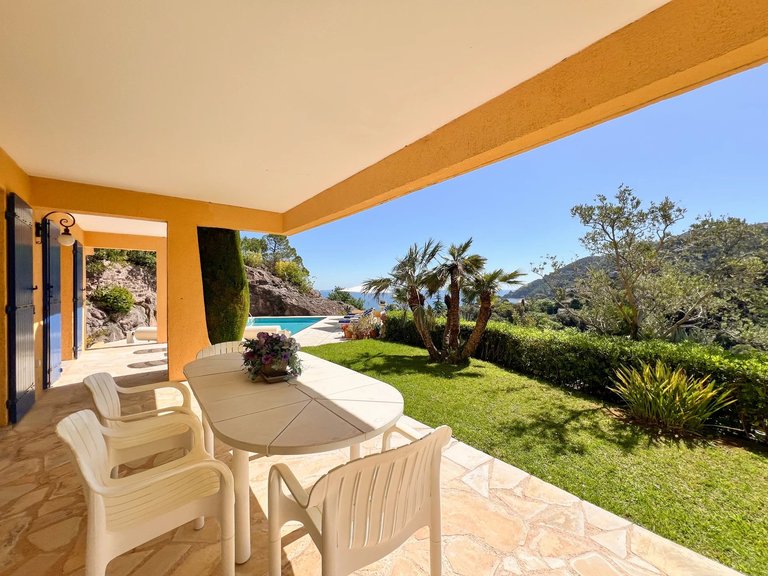 Villa for Sale in Theoule Sur Mer, Cannes Area 18
