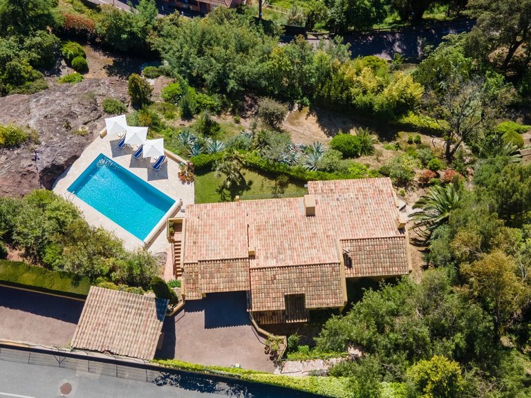 Villa for Sale in Theoule Sur Mer, Cannes Area 7