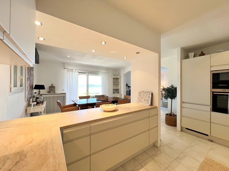 Villa for Sale in Theoule Sur Mer, Cannes Area 15