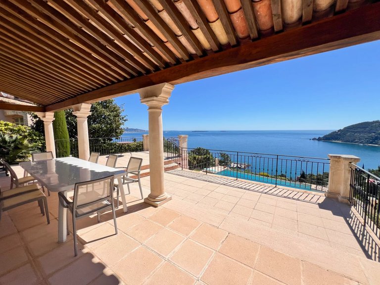 Villa for Sale in Theoule Sur Mer, Cannes Area 4