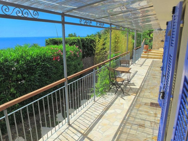 Villa for Sale in Theoule Sur Mer, Cannes Area 14