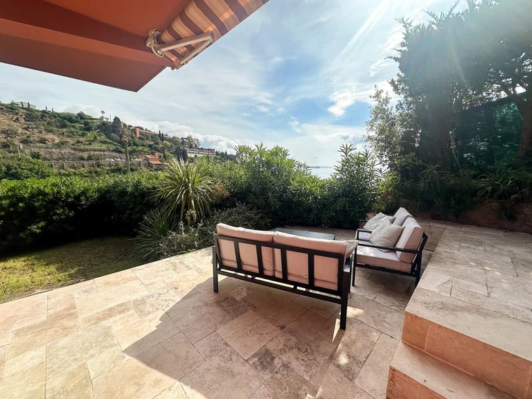 Villa for Sale in Theoule Sur Mer, Cannes Area 8