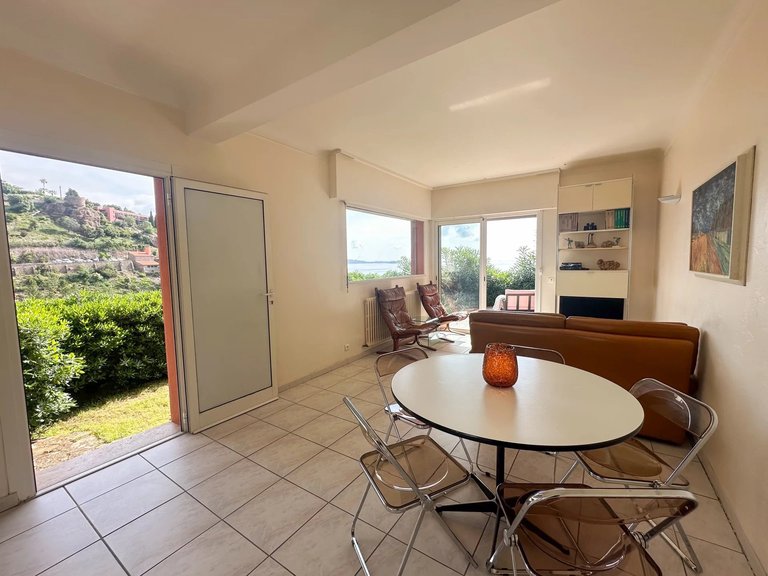 Villa for Sale in Theoule Sur Mer, Cannes Area 10