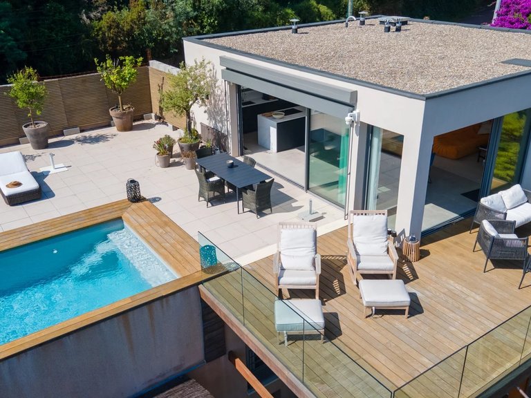 Villa for Sale in Theoule Sur Mer, Cannes Area 4