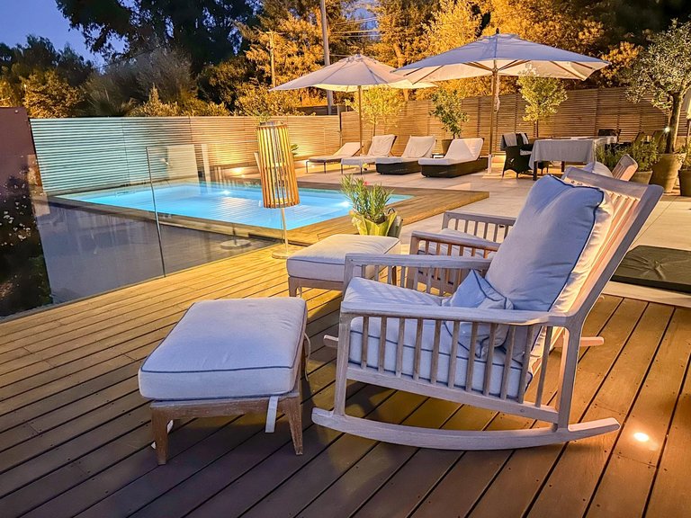 Villa for Sale in Theoule Sur Mer, Cannes Area 2