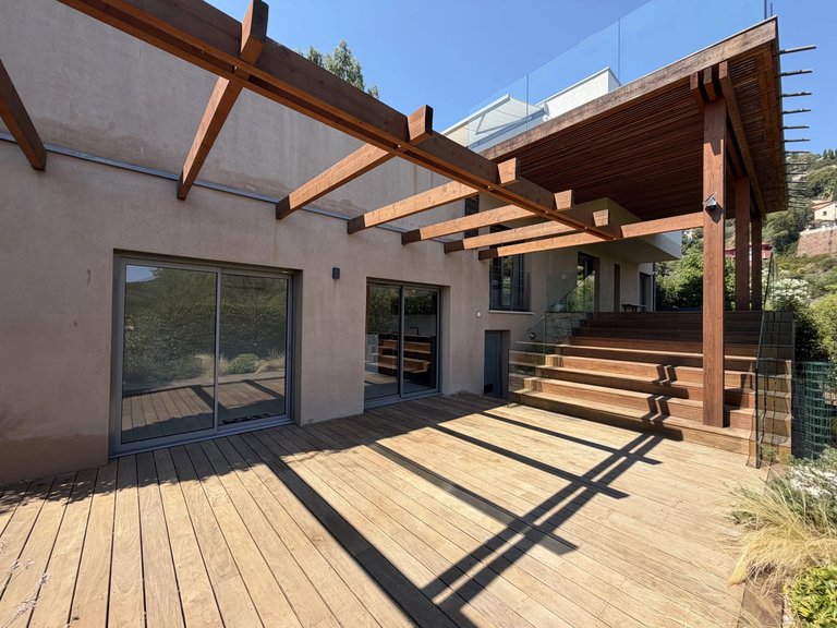 Villa for Sale in Theoule Sur Mer, Cannes Area 13