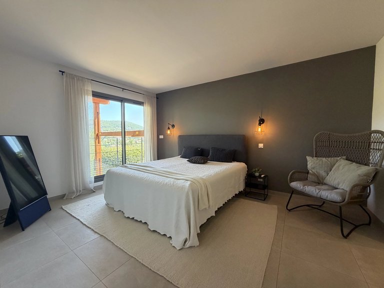 Villa for Sale in Theoule Sur Mer, Cannes Area 15