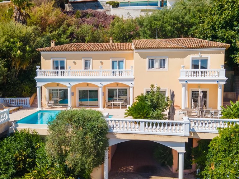 Villa for Sale in Mandelieu La Napoule, Cannes Area 17