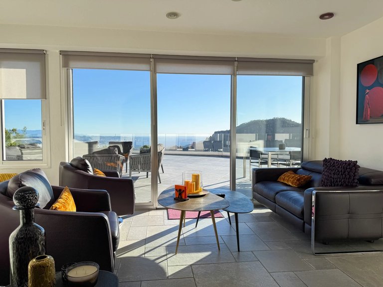 Villa for Sale in Mandelieu La Napoule, Cannes Area 12