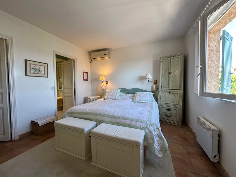 Villa for Sale in Mandelieu La Napoule, Cannes Area 13
