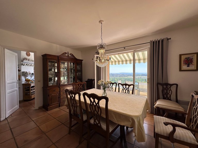 Villa for Sale in Mandelieu La Napoule, Cannes Area 20