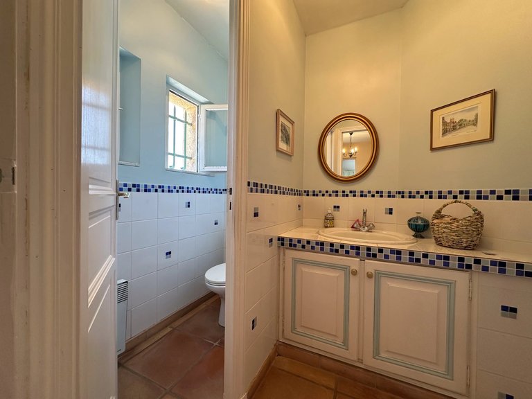 Villa for Sale in Mandelieu La Napoule, Cannes Area 9