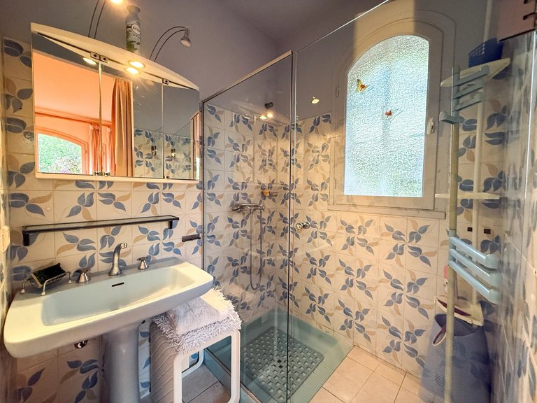 Villa for Sale in Mandelieu La Napoule, Cannes Area 15
