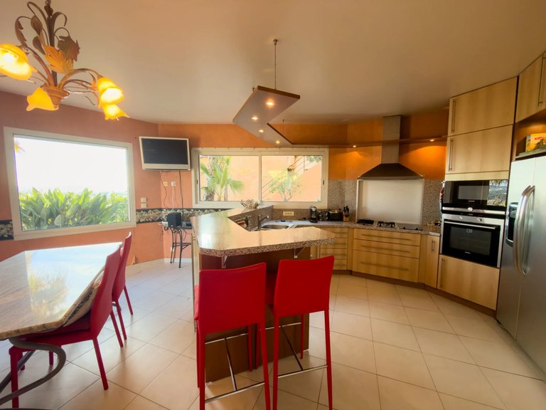 Villa for Sale in Mandelieu La Napoule, Cannes Area 8