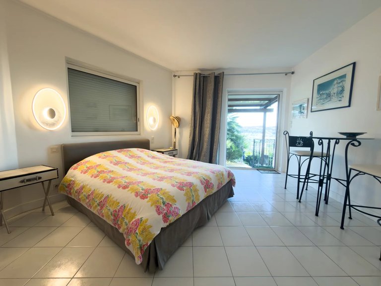 Villa for Sale in Mandelieu La Napoule, Cannes Area 9
