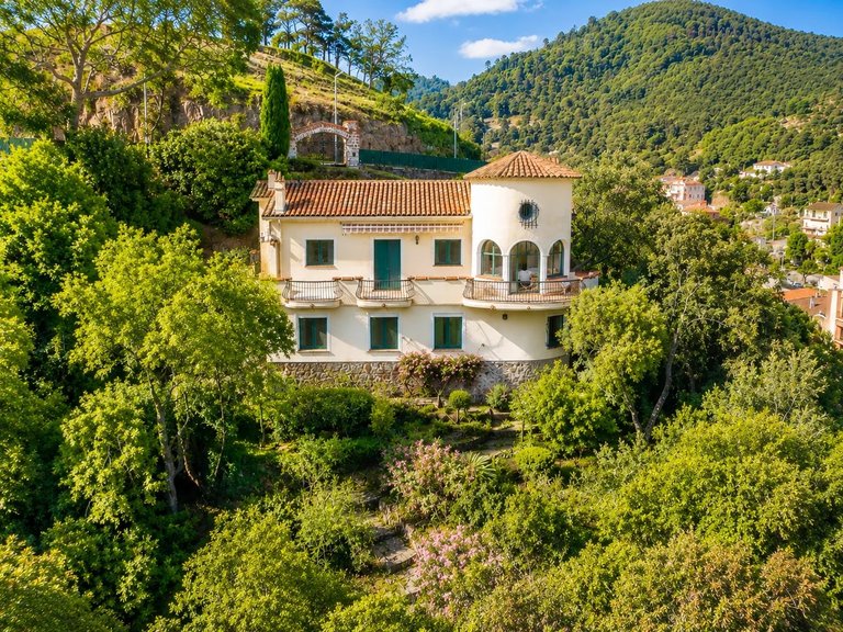 Villa for Sale in Theoule Sur Mer, Cannes Area 14