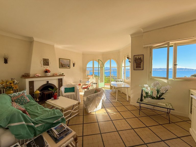 Villa for Sale in Theoule Sur Mer, Cannes Area 5