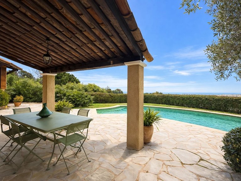 Villa for Sale in Mandelieu La Napoule, Cannes Area 5
