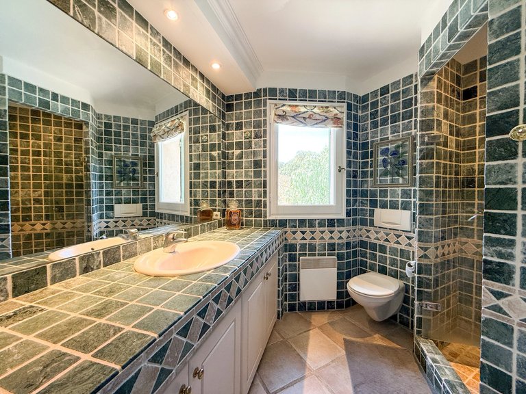 Villa for Sale in Theoule Sur Mer, Cannes Area 19
