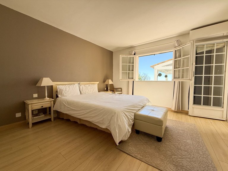Villa for Sale in Mandelieu La Napoule, Cannes Area 13